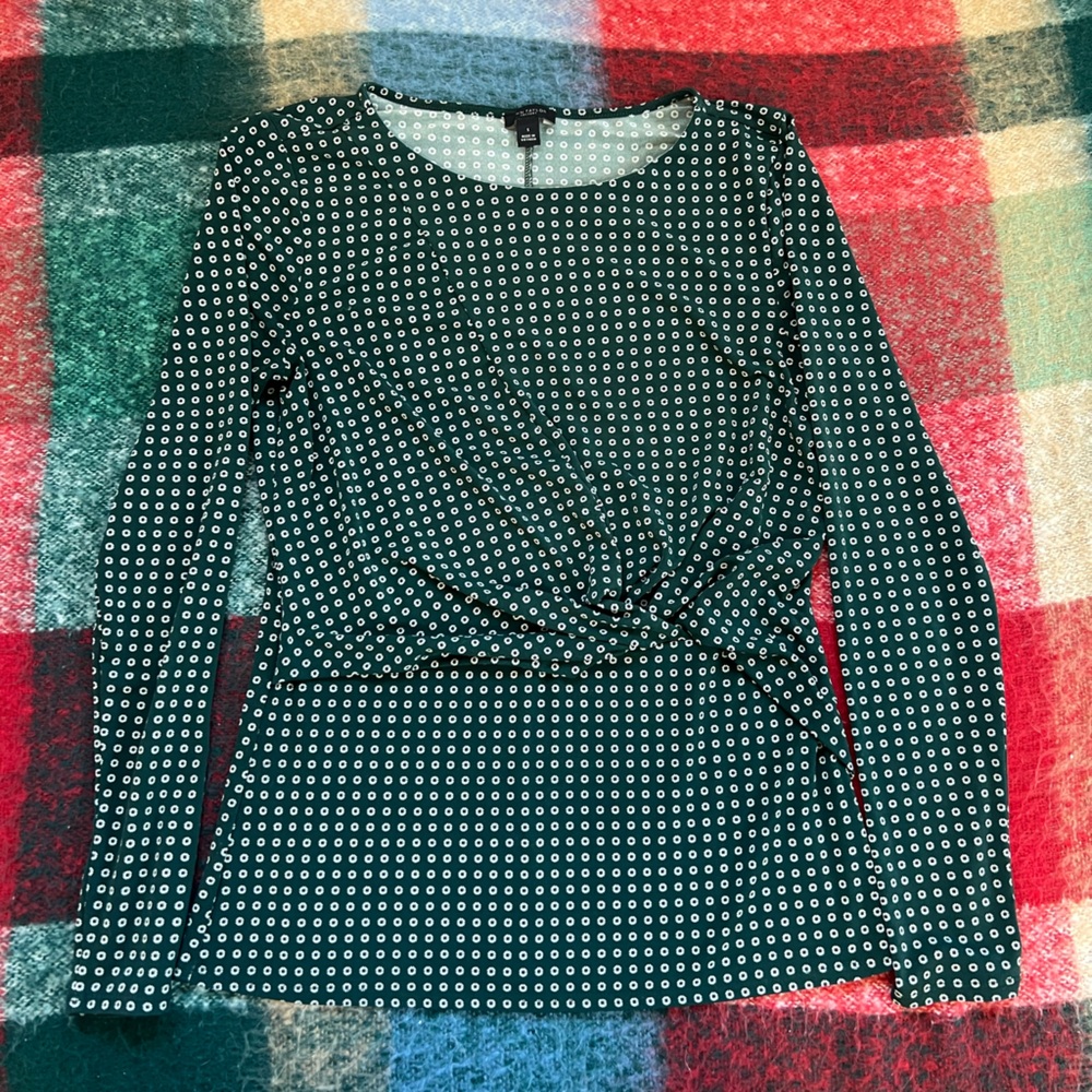 Ann Taylor Green and White Twist-Front Long Sleeve Top